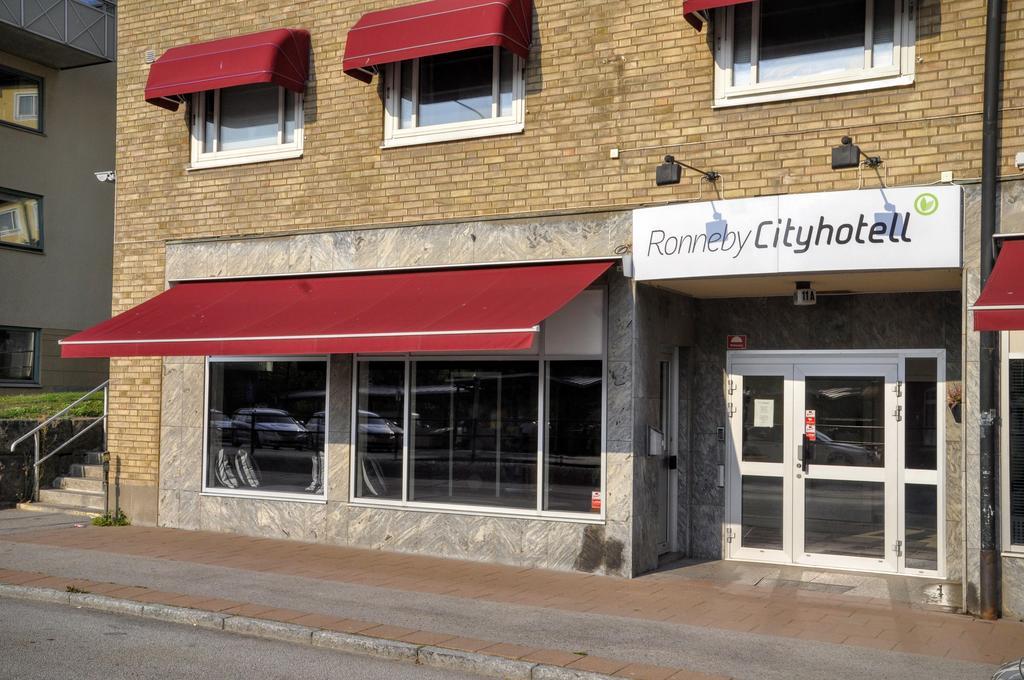 Ronneby Cityhotell ภายนอก รูปภาพ