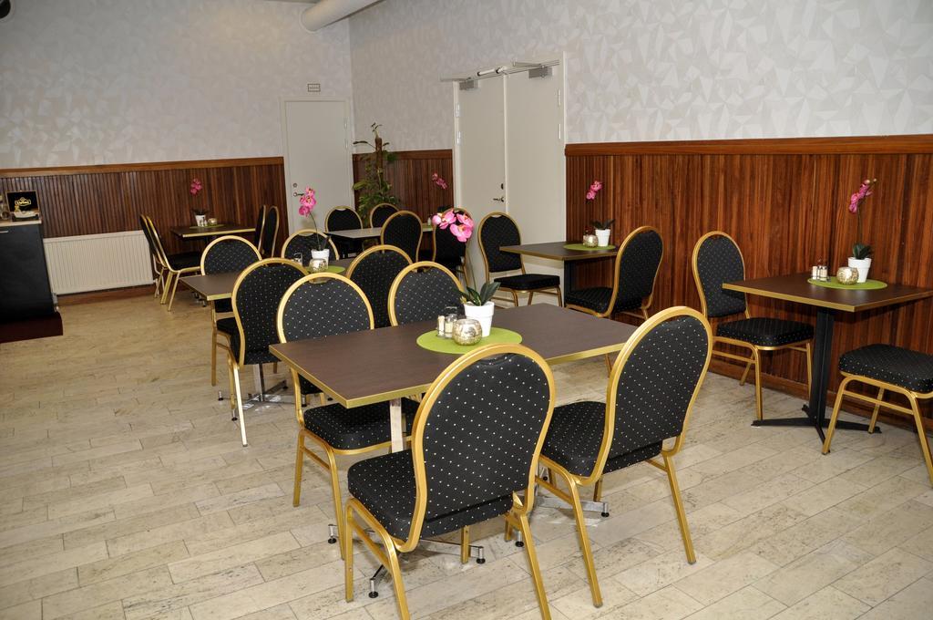 Ronneby Cityhotell ภายนอก รูปภาพ