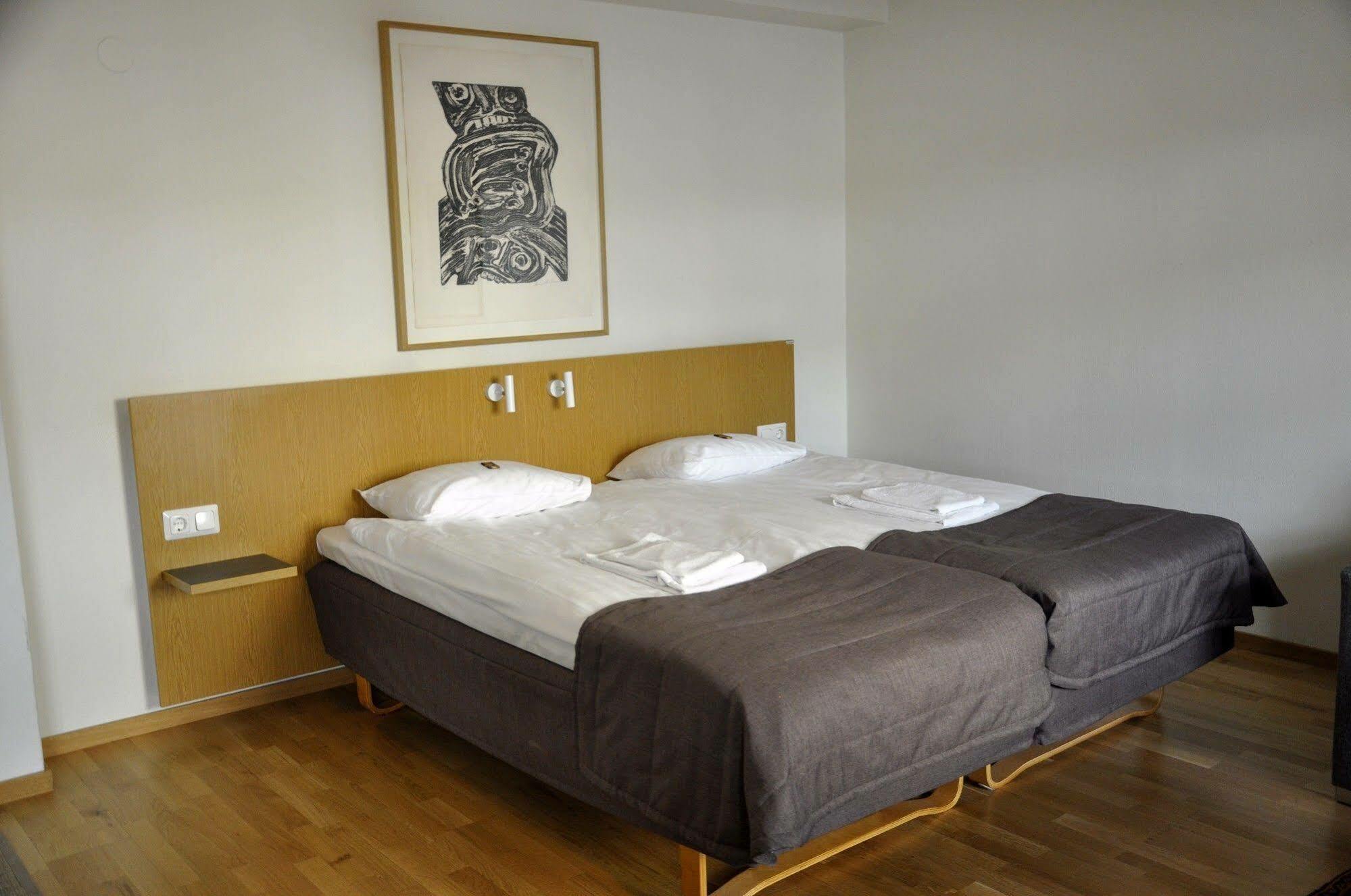 Ronneby Cityhotell ภายนอก รูปภาพ