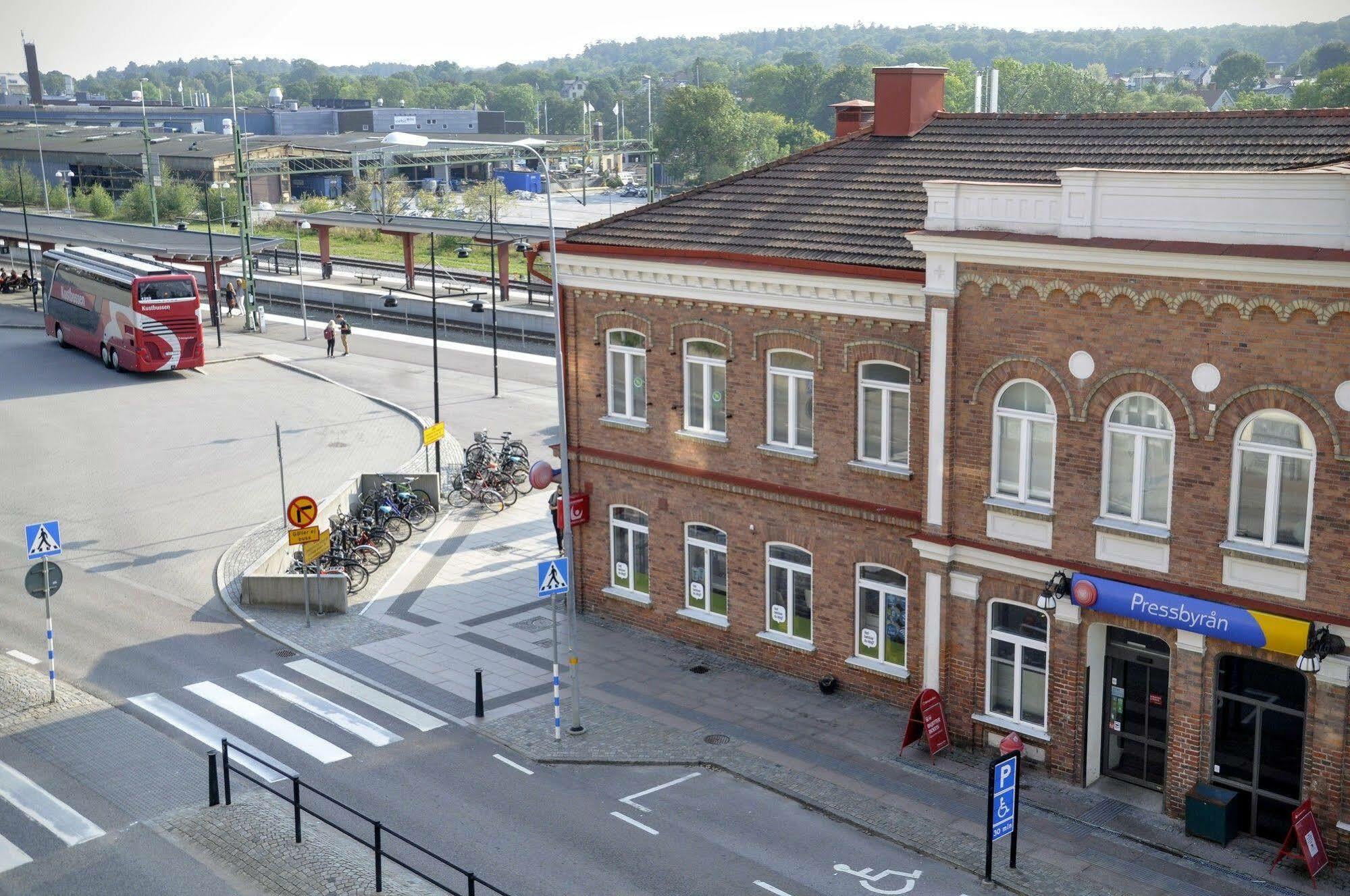 Ronneby Cityhotell ภายนอก รูปภาพ